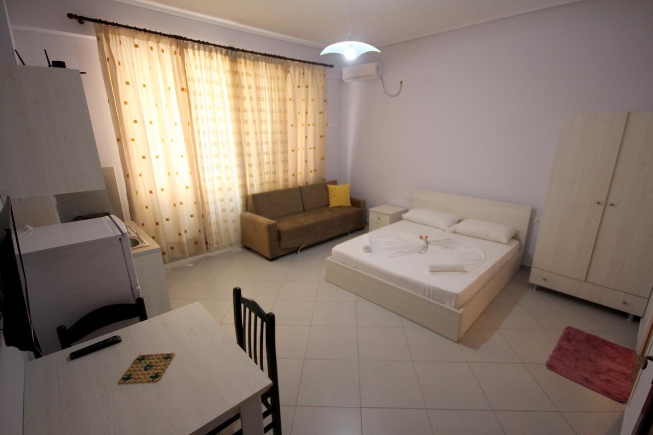 Ideal Holiday Apartments Sarandë 外观 照片