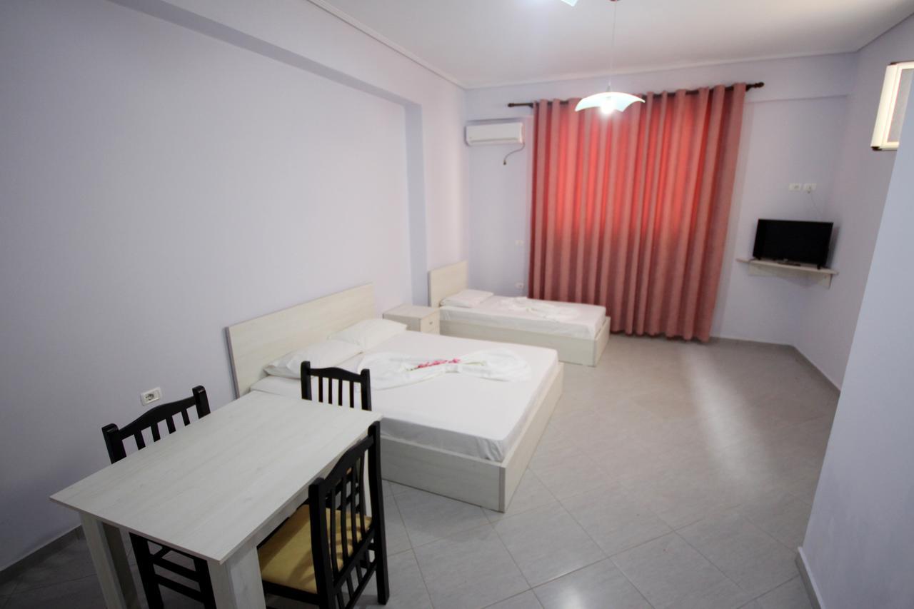Ideal Holiday Apartments Sarandë 外观 照片