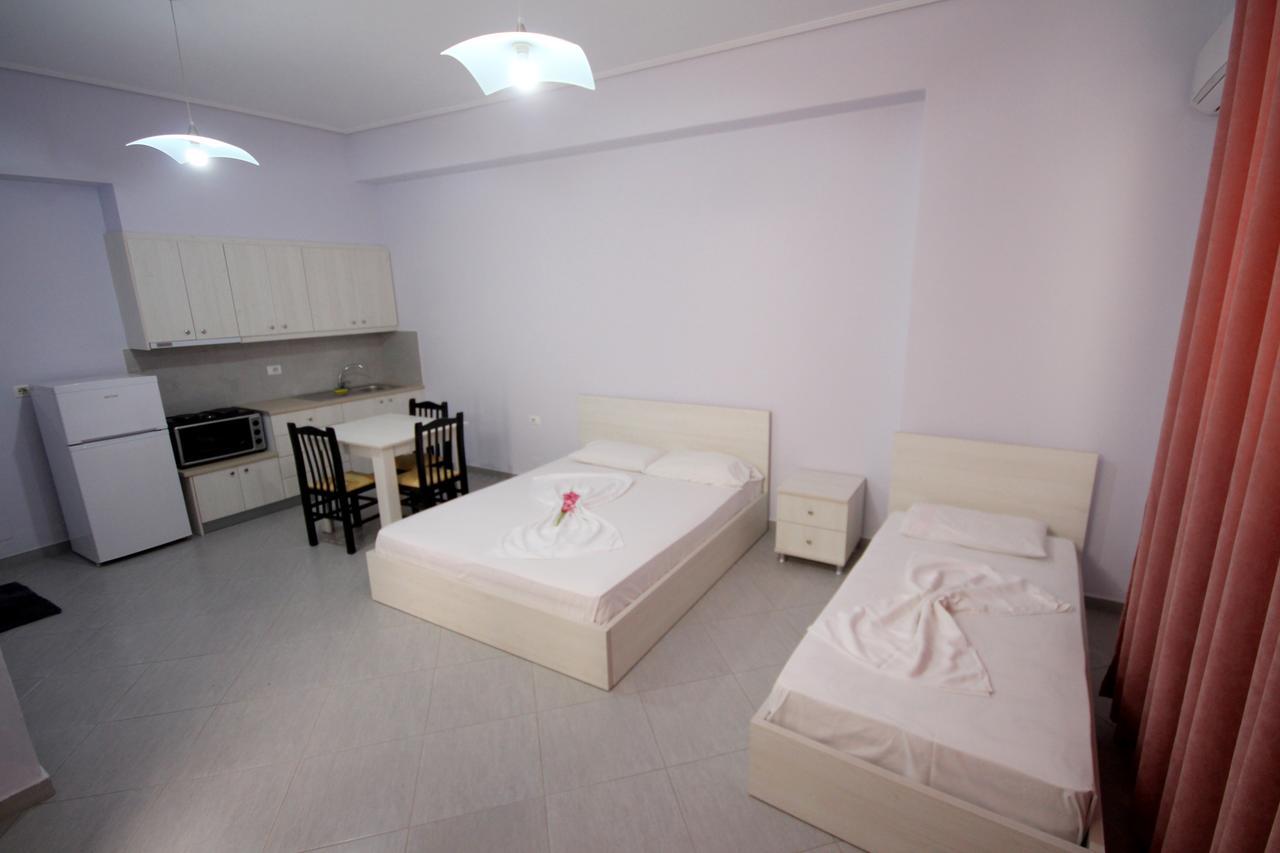 Ideal Holiday Apartments Sarandë 外观 照片